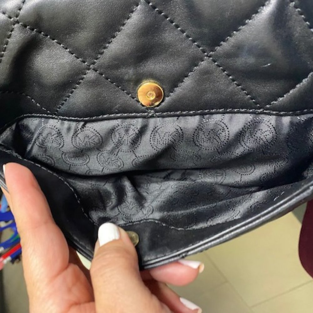 Michael Kors Sloan Leather Chain Quilted Black Bag - Picture 8 of 8